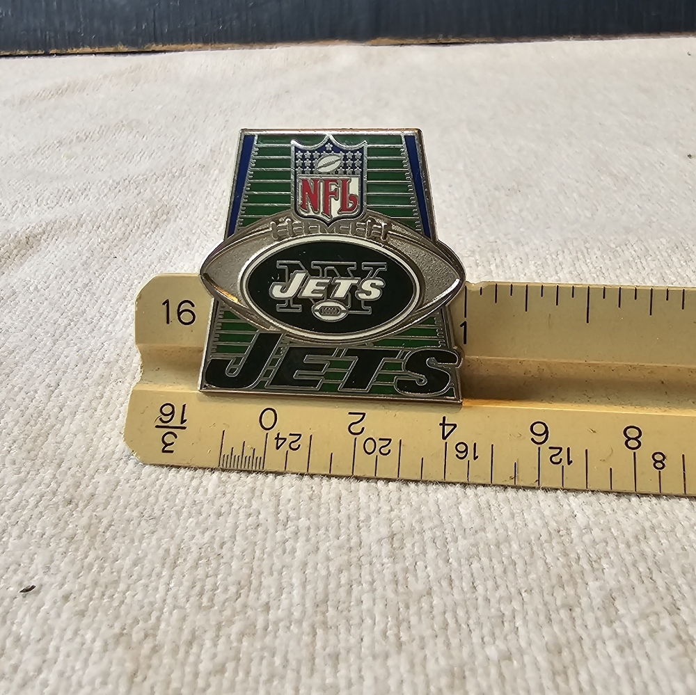 Peter David 2003 Y2K NFL New York Jets Footvall Lapel/hat Pin